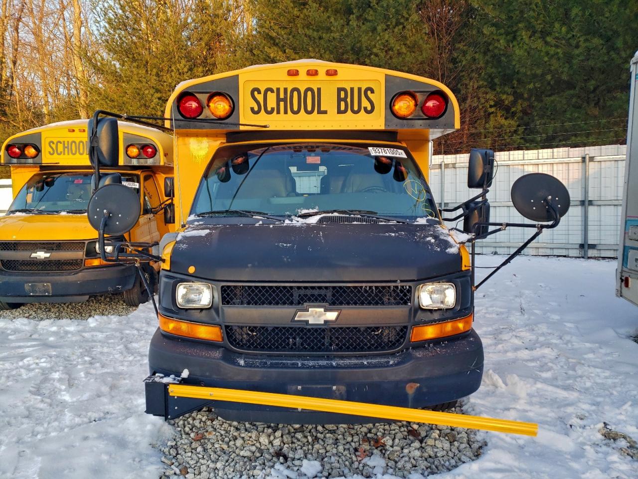 2013 THOM BUS