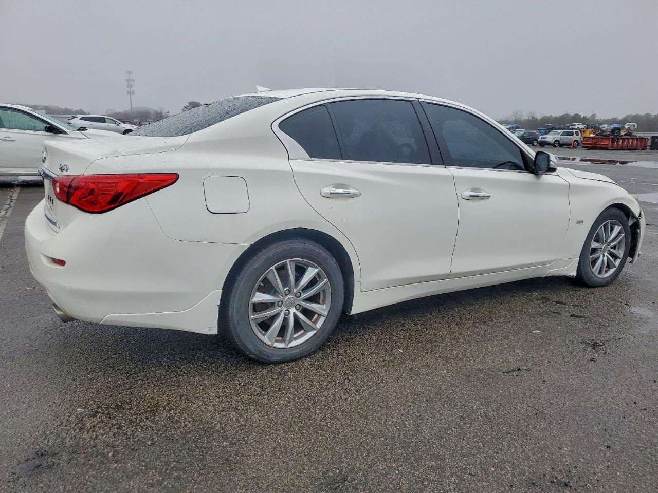 2017 INFINITI Q50