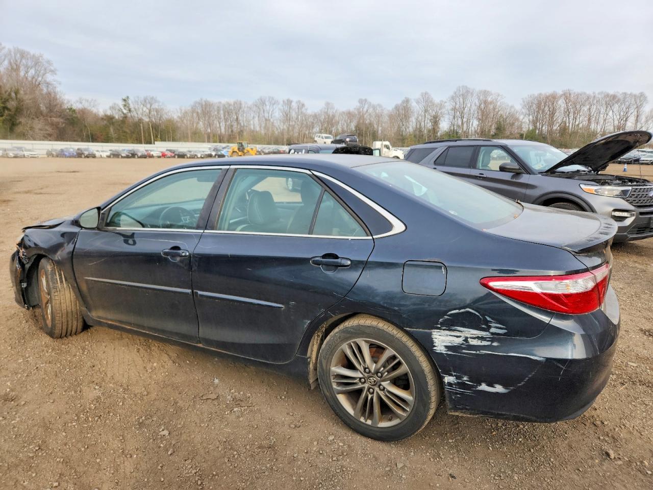 2015 TOYOTA CAMRY
