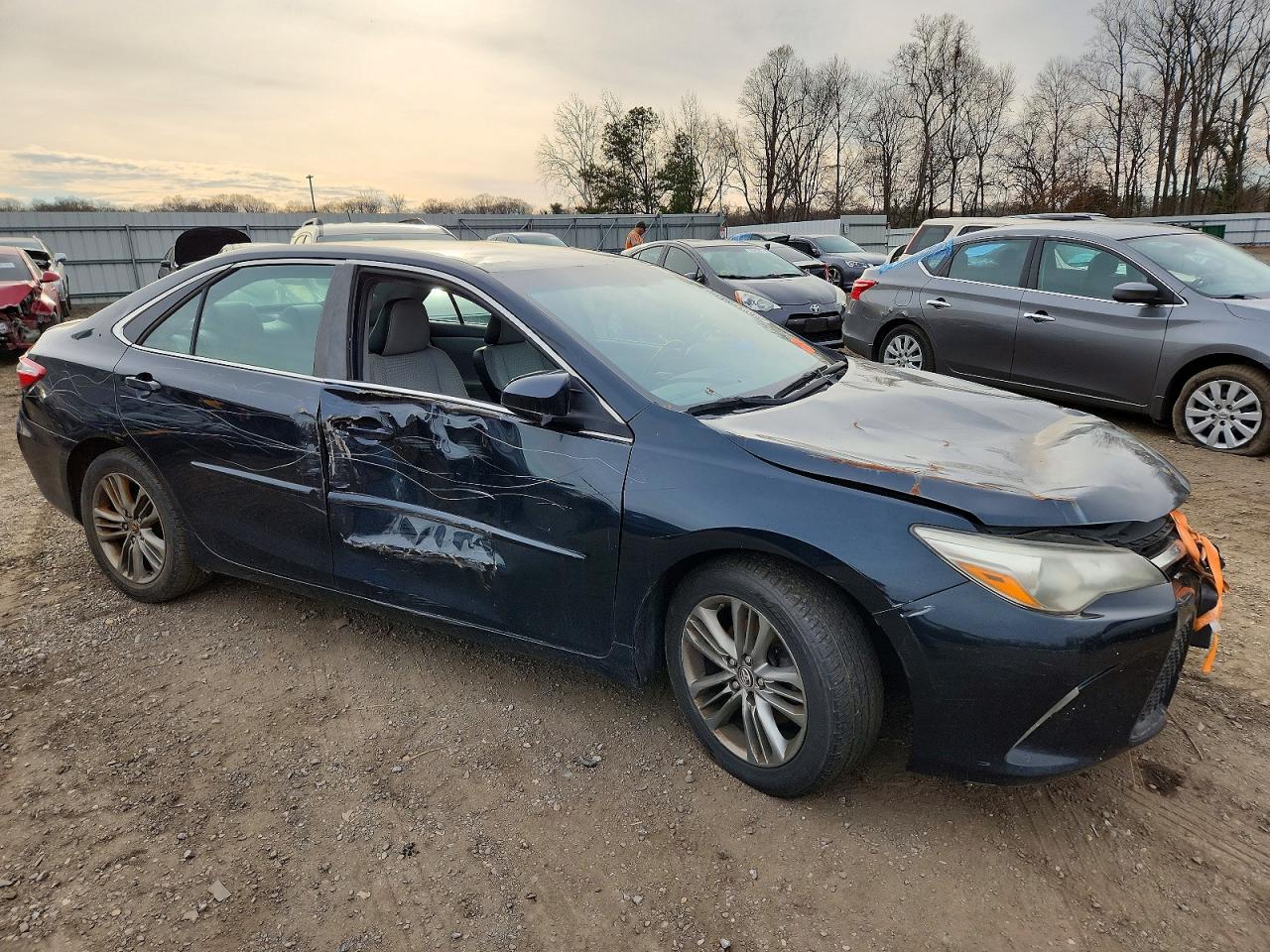 2015 TOYOTA CAMRY
