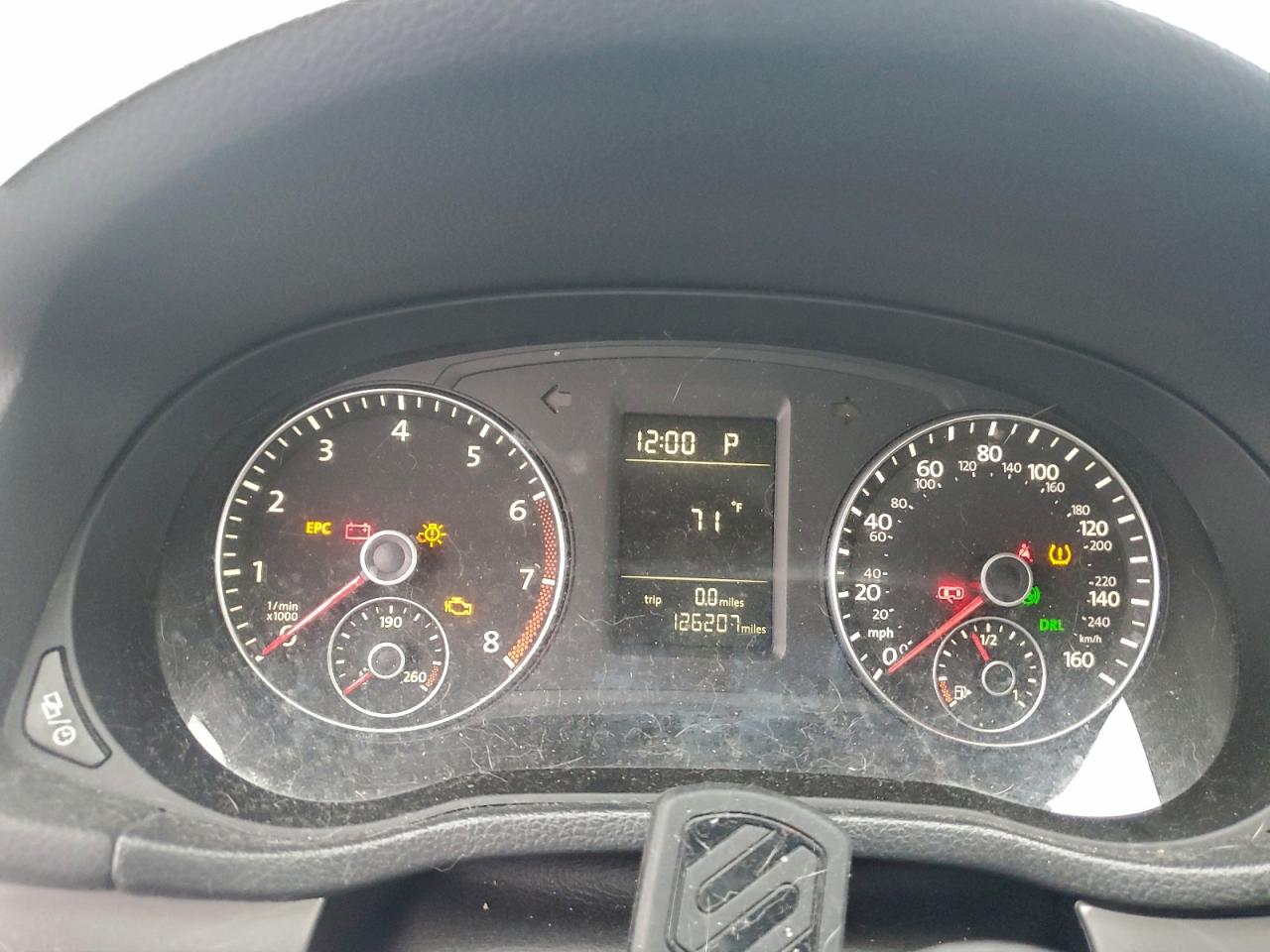 2013 VOLKSWAGEN PASSAT