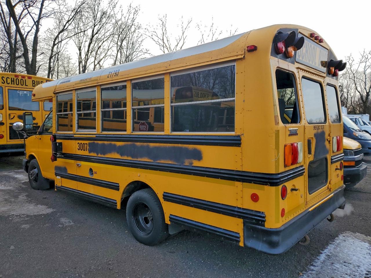 2011 CHEV EXPRESS