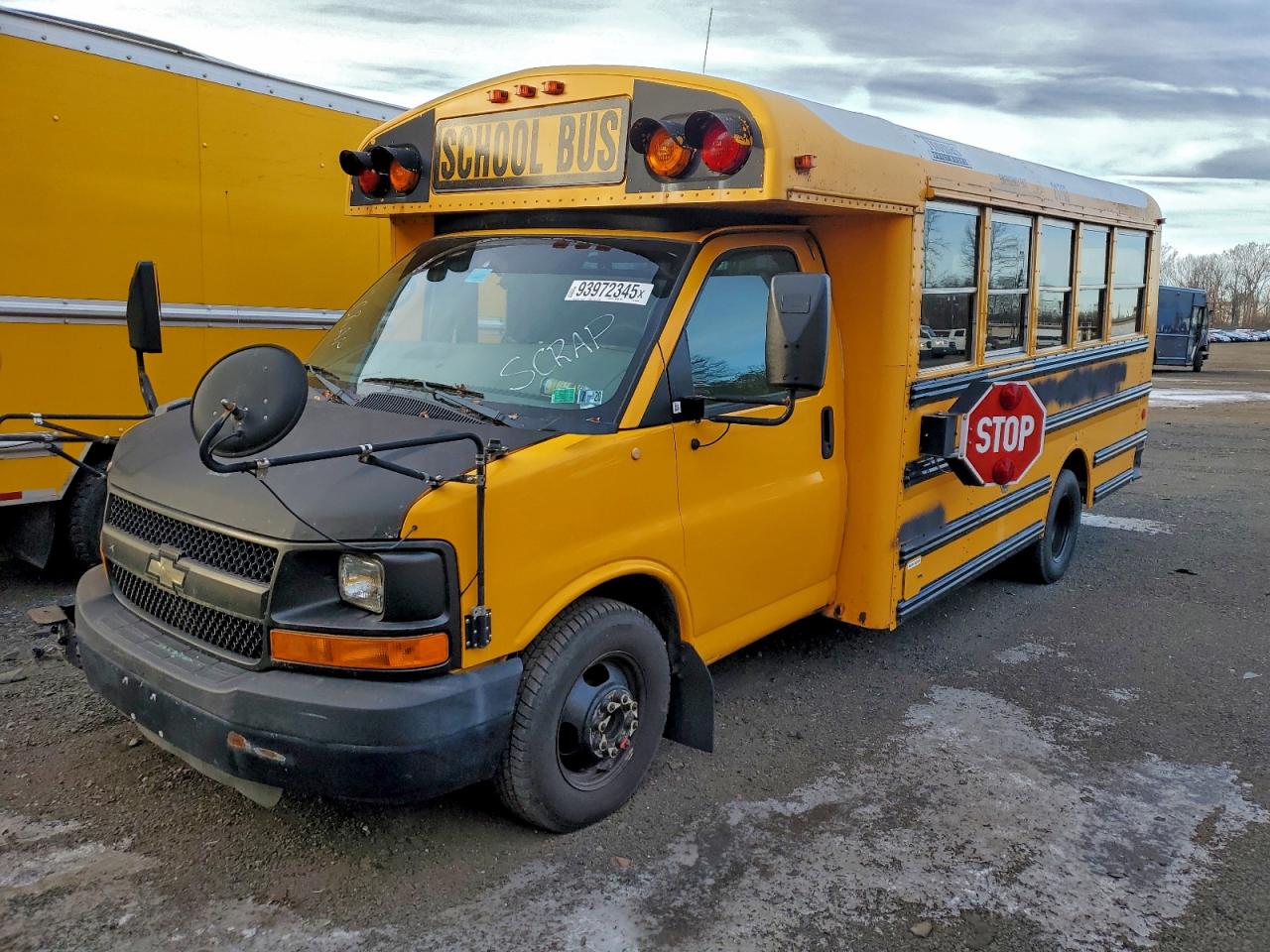 2011 CHEV EXPRESS