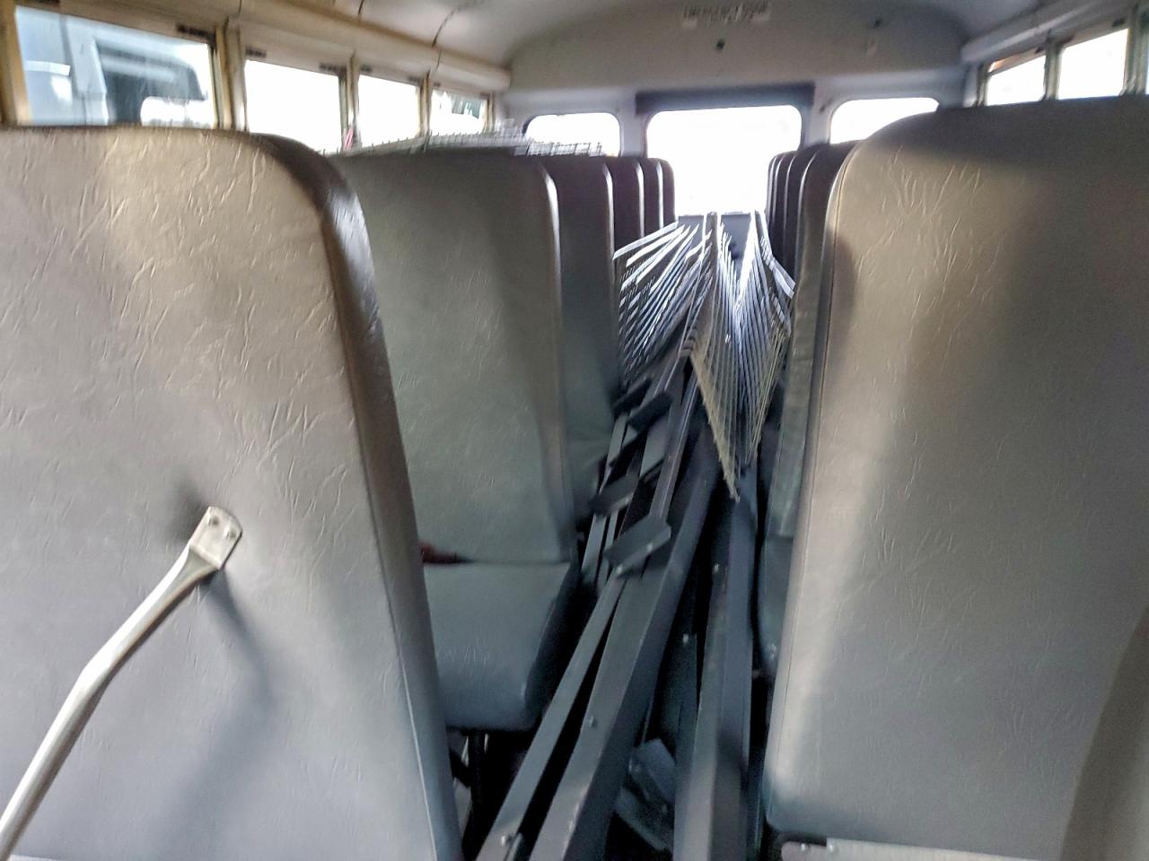 2012 CHEV EXPRESS