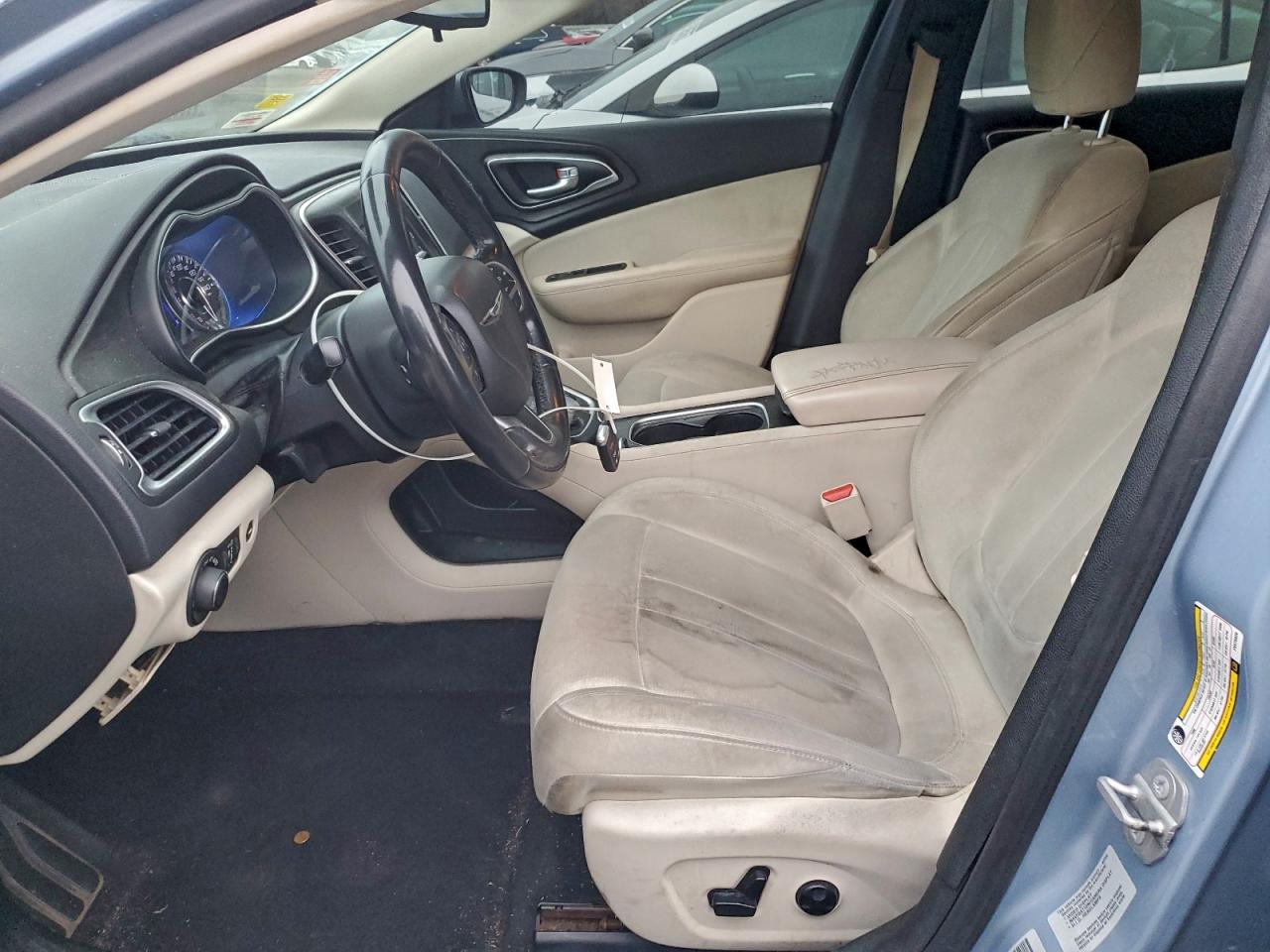 2015 CHRYSLER 200