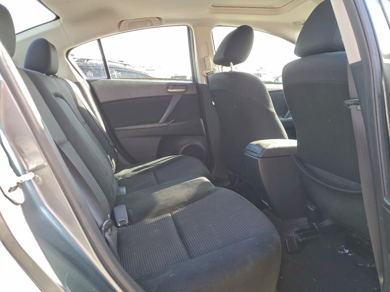 2012 MAZDA 3