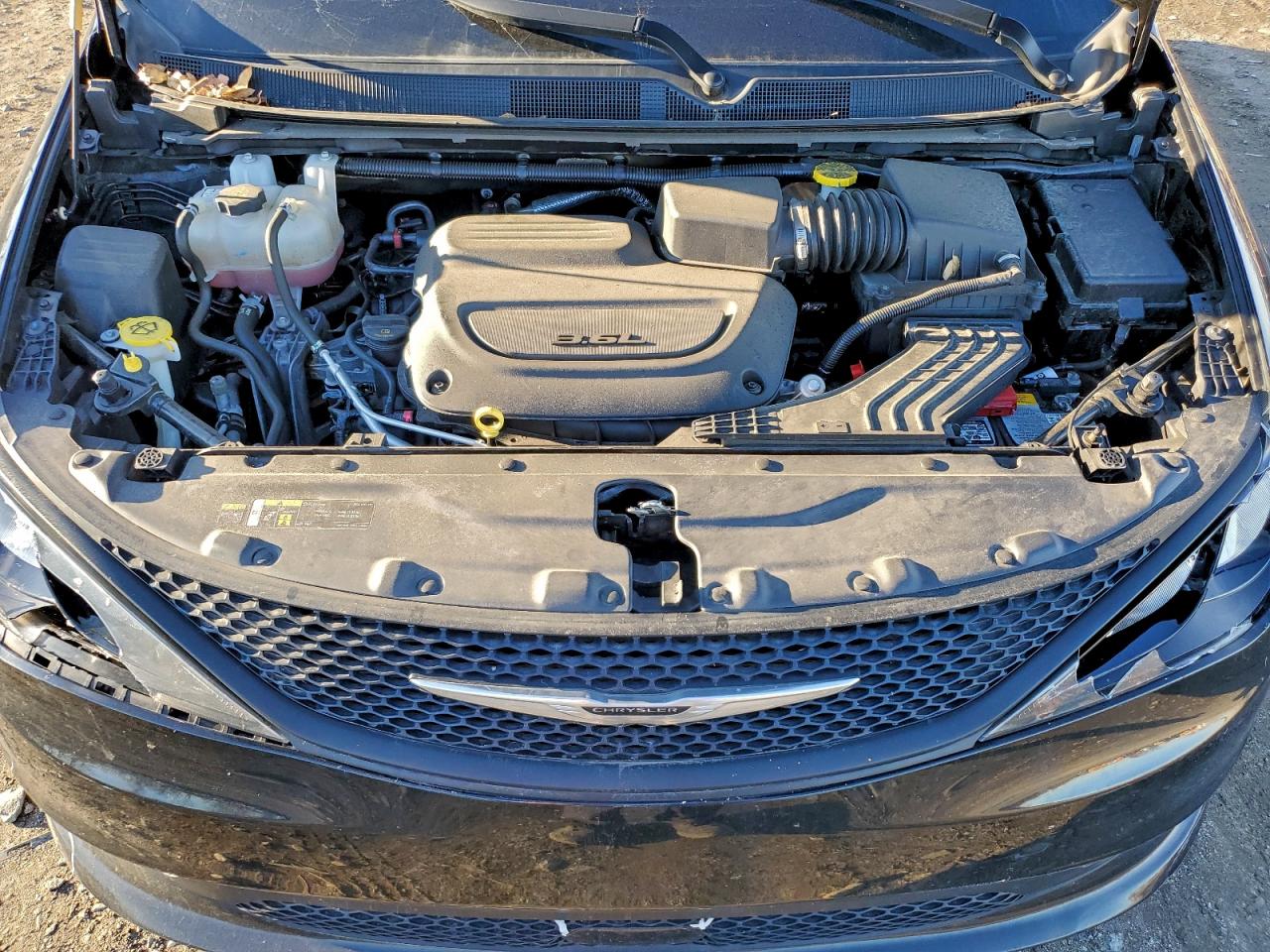 2024 CHRYSLER MINIVAN