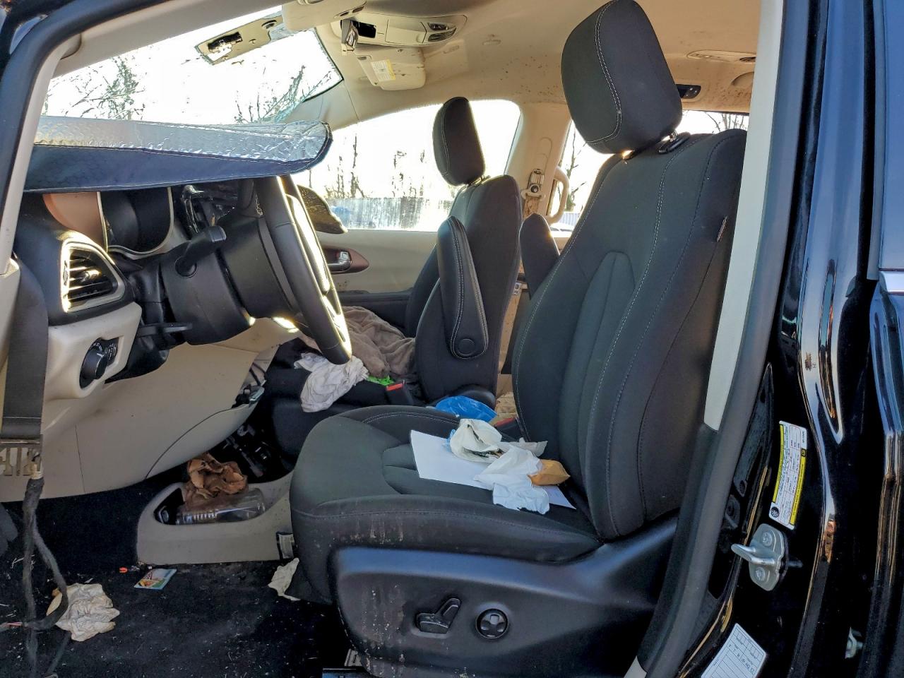 2024 CHRYSLER MINIVAN