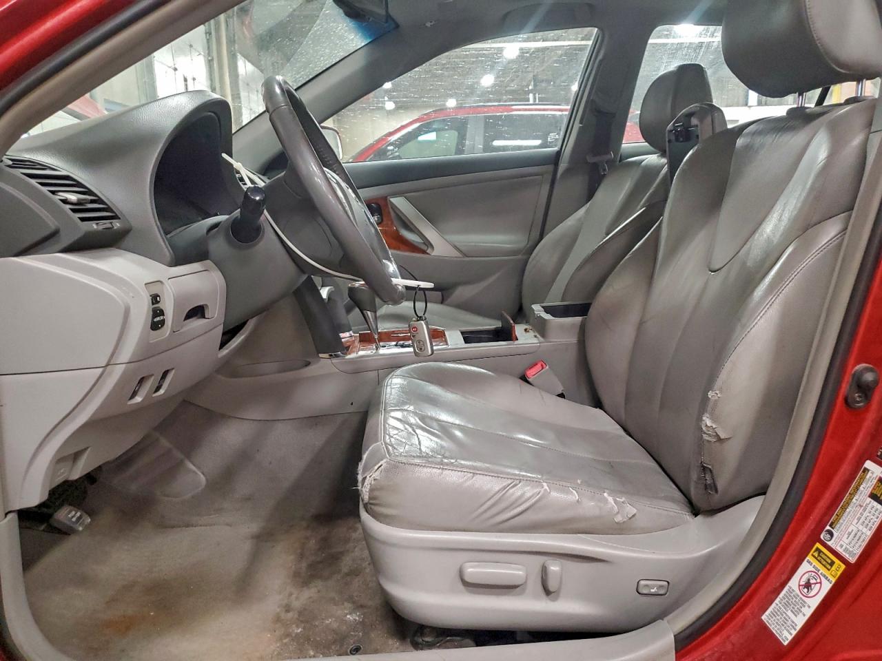 2010 TOYOTA CAMRY