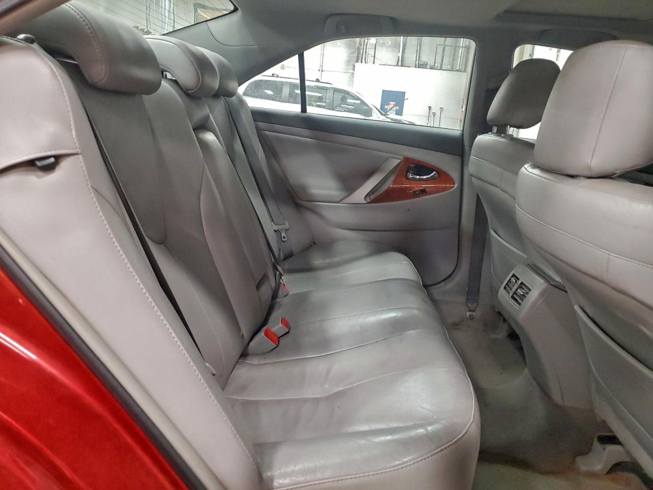 2010 TOYOTA CAMRY