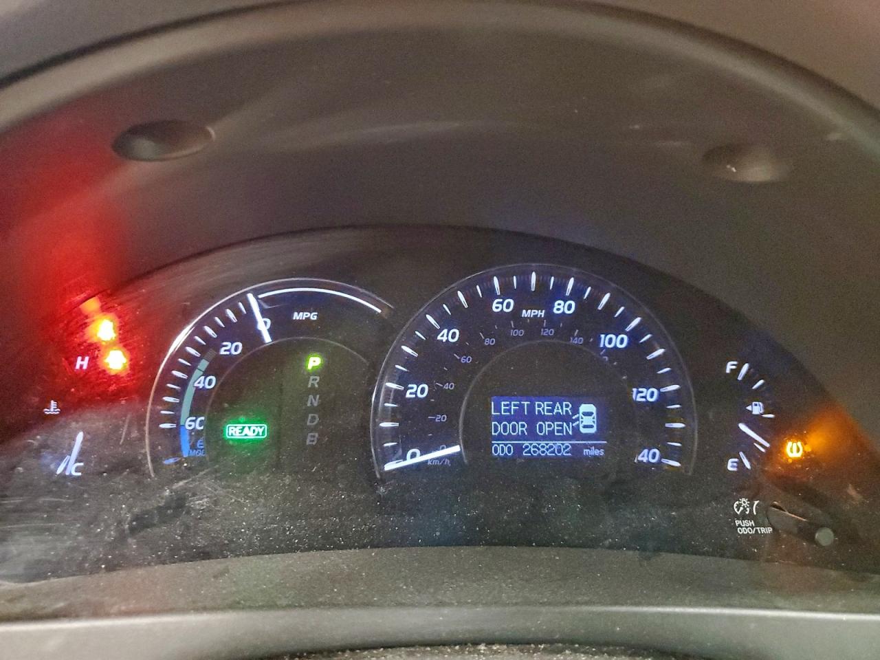 2010 TOYOTA CAMRY