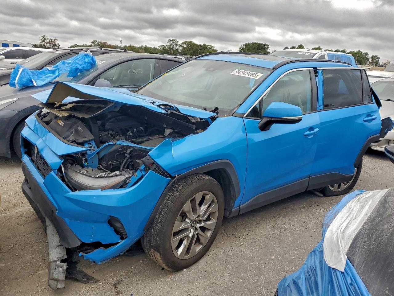2019 TOYOTA RAV4