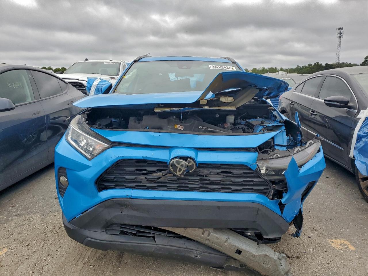2019 TOYOTA RAV4