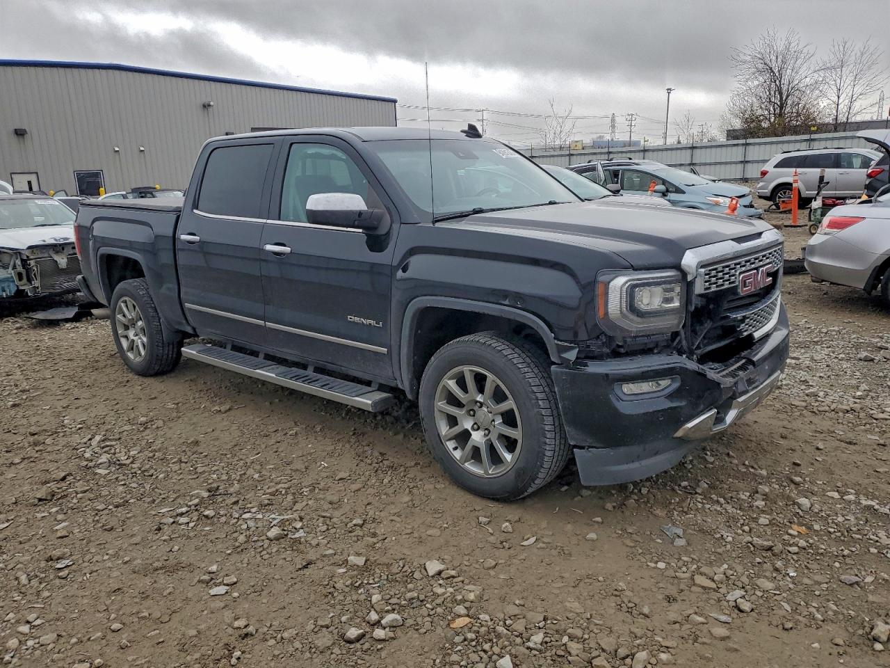 2017 GMC SIERRA