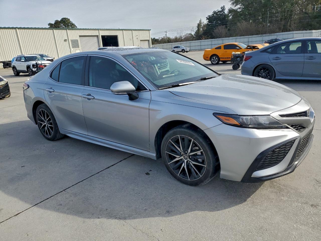 2023 TOYOTA CAMRY