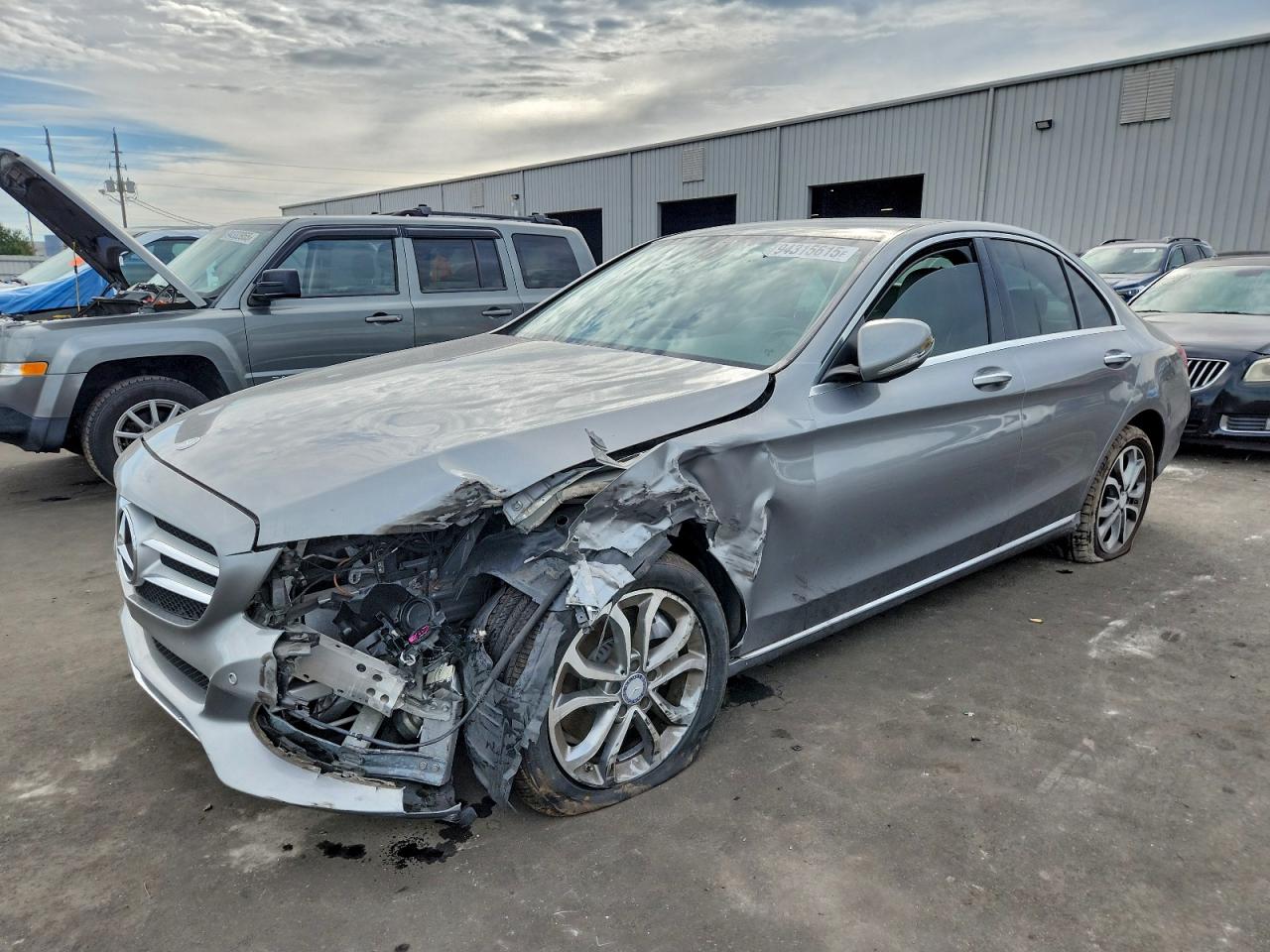 2015 MERCEDES-BENZ C-CLASS