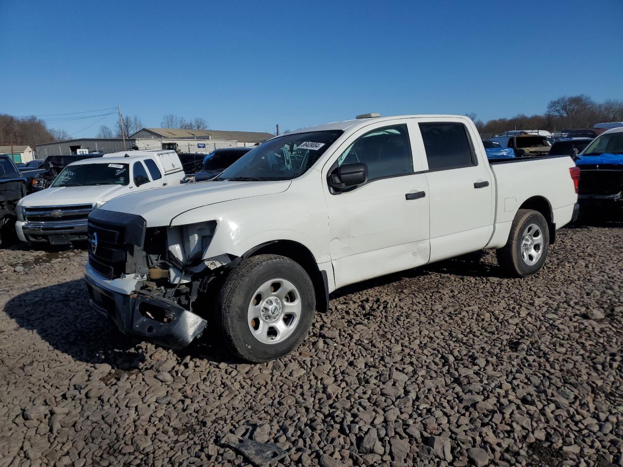 2022 NISSAN TITAN