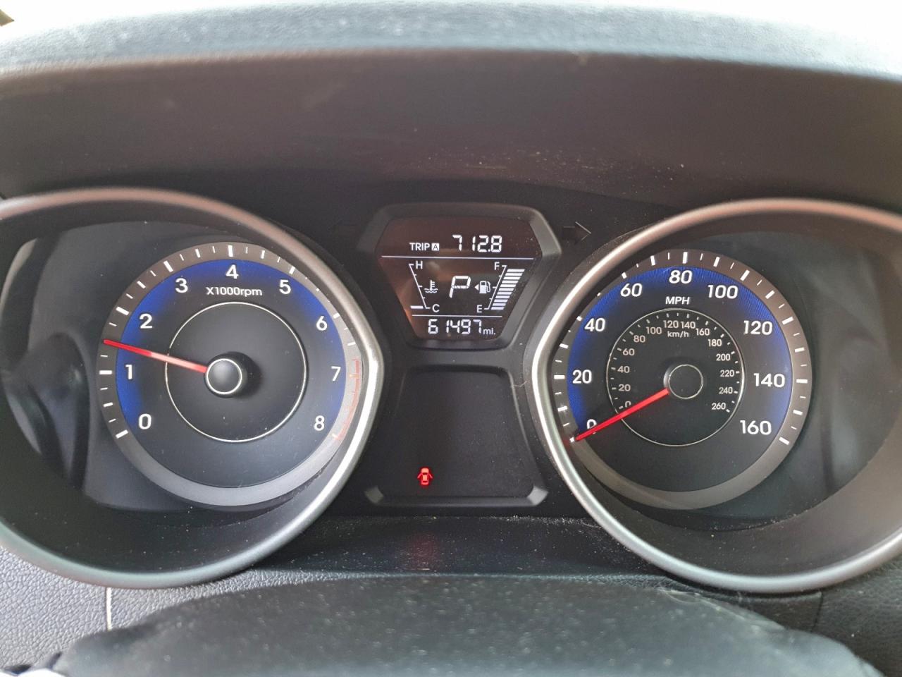 2016 HYUNDAI ELANTRA
