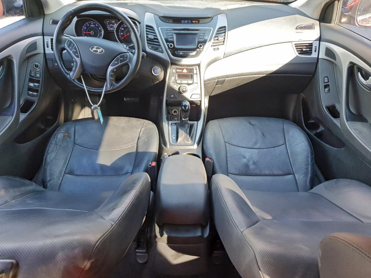 2016 HYUNDAI ELANTRA