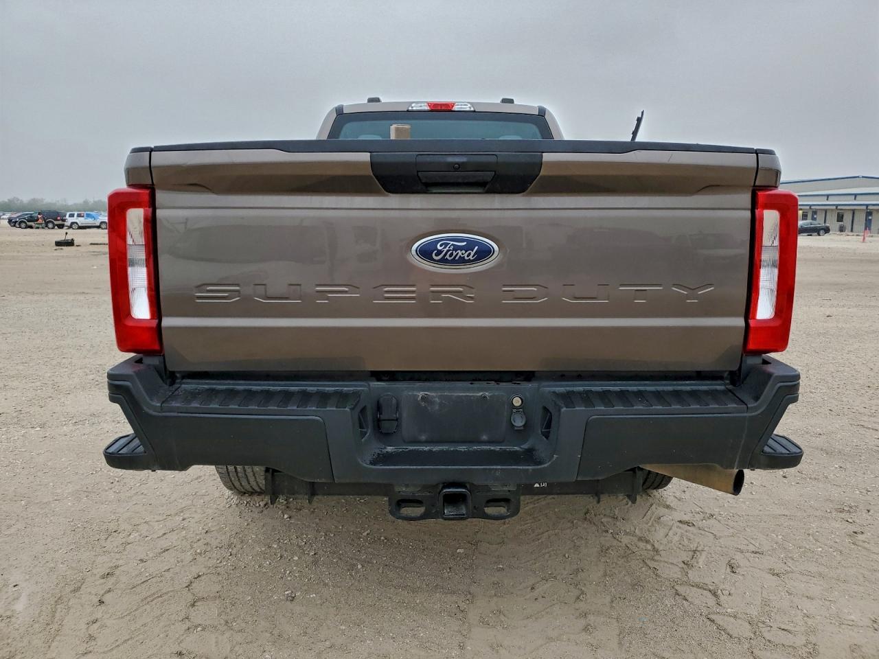 2023 FORD F350