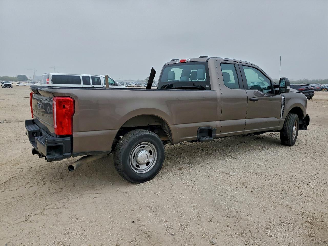2023 FORD F350