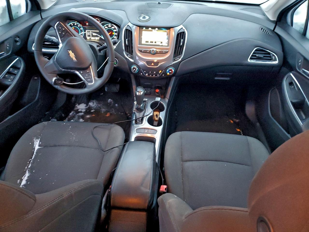 2017 CHEV CRUZE