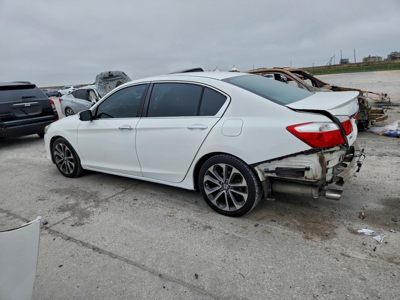 2015 HONDA ACCORD