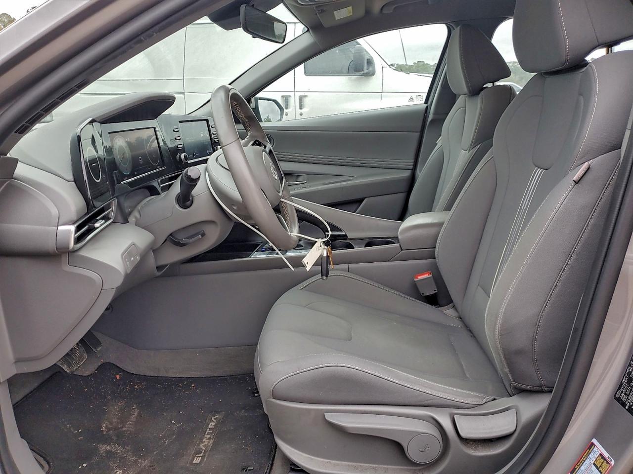 2021 HYUNDAI ELANTRA