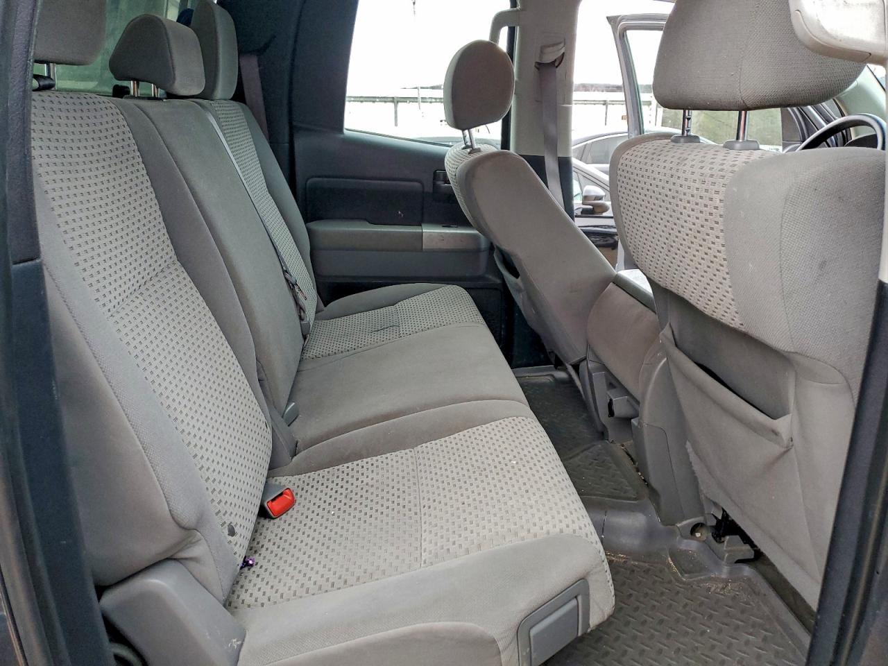 2009 TOYOTA TUNDRA