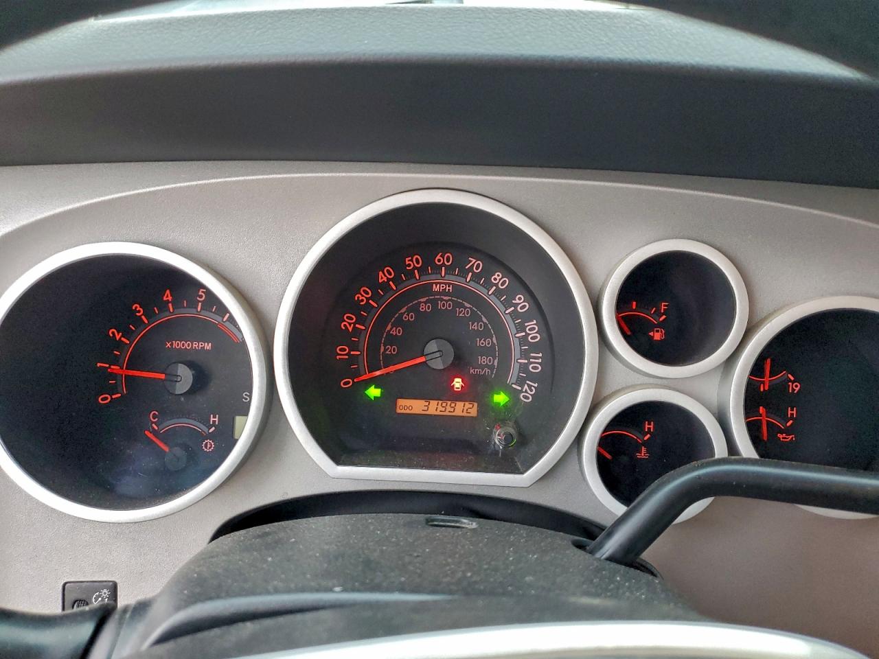 2009 TOYOTA TUNDRA