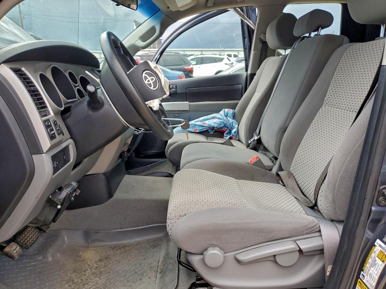 2009 TOYOTA TUNDRA