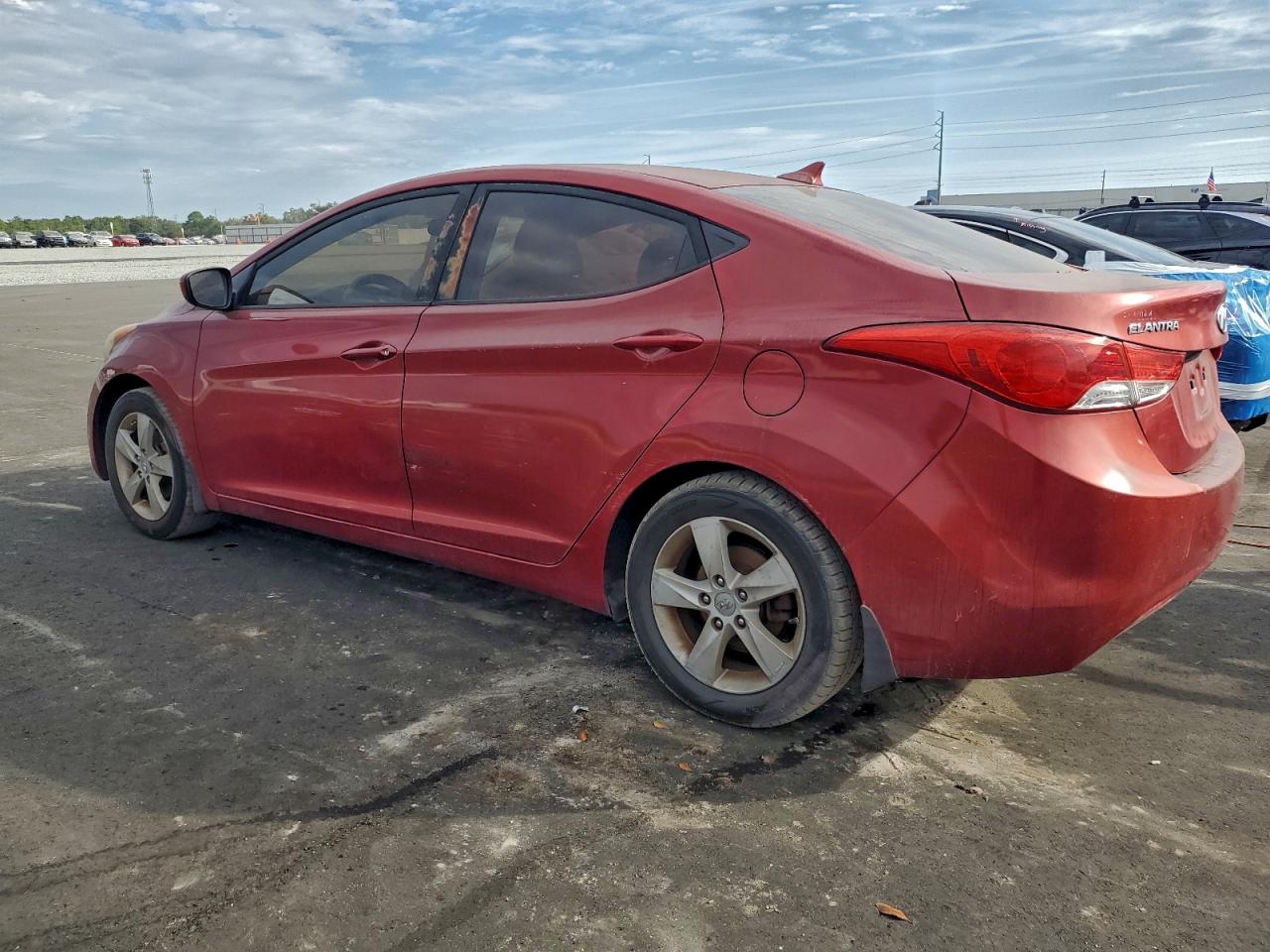 2012 HYUNDAI ELANTRA