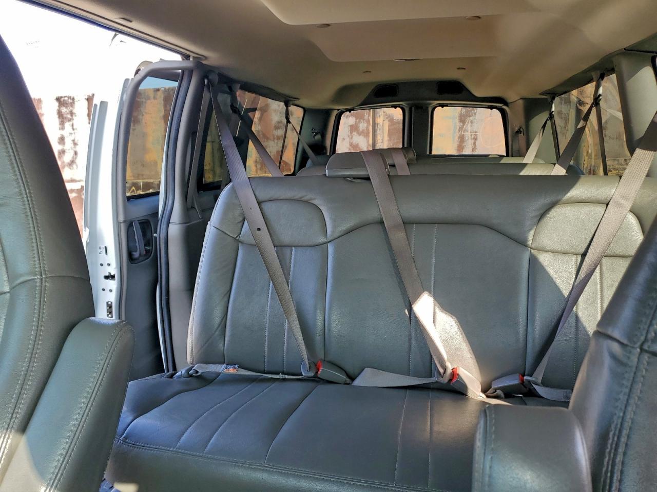 2024 CHEVROLET EXPRESS