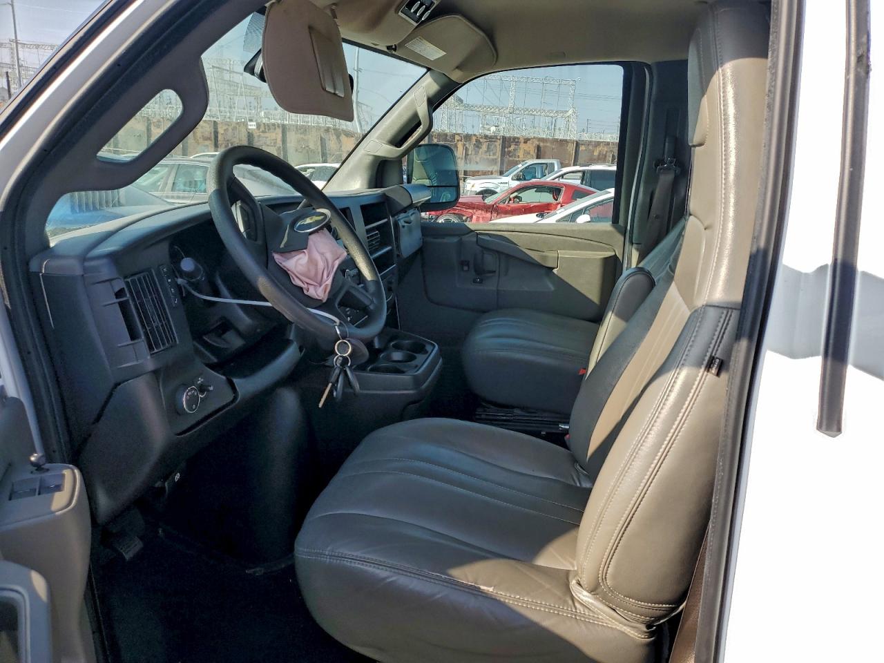 2024 CHEVROLET EXPRESS