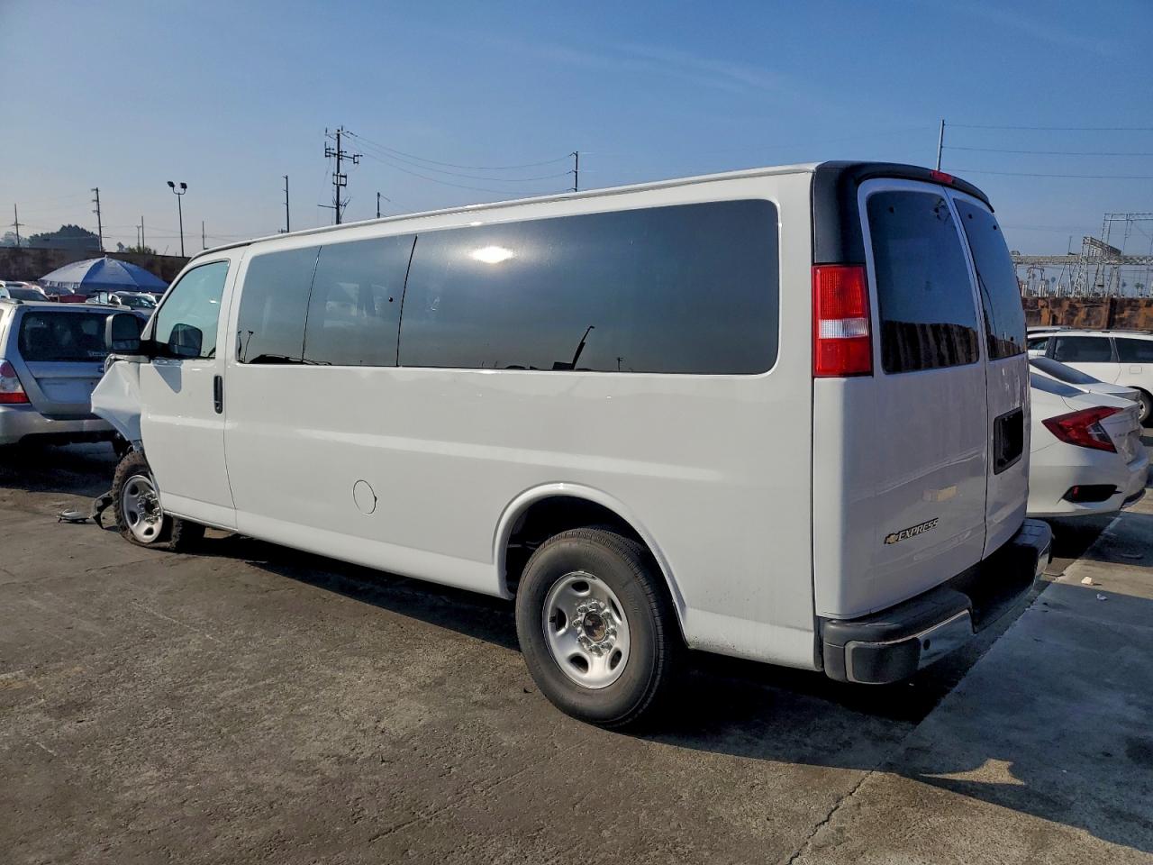 2024 CHEVROLET EXPRESS