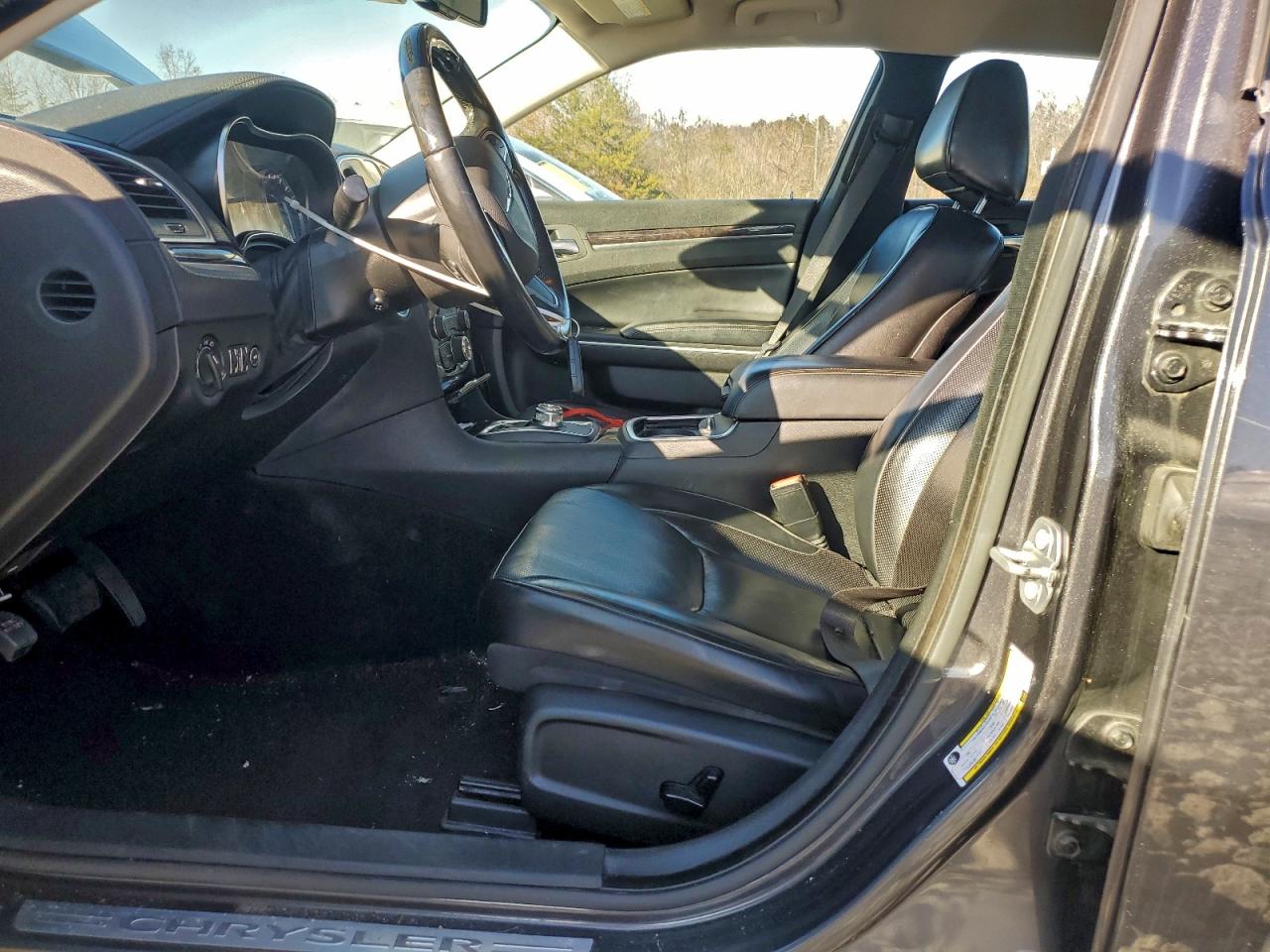 2019 CHRYSLER 300