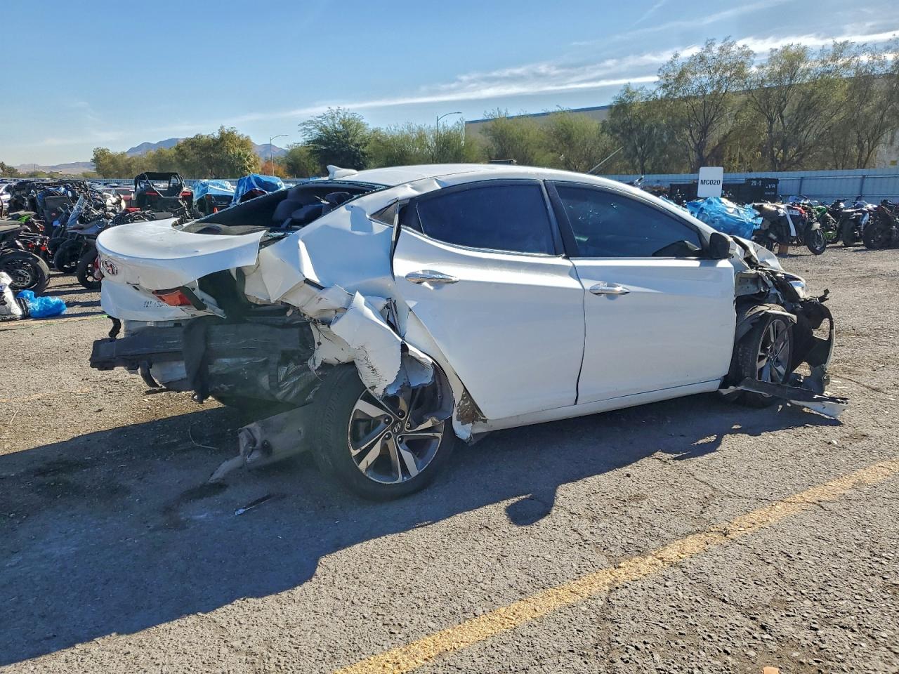 2014 HYUNDAI ELANTRA