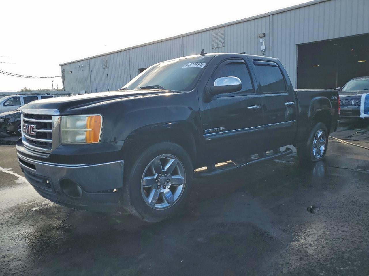 2013 GMC SIERRA