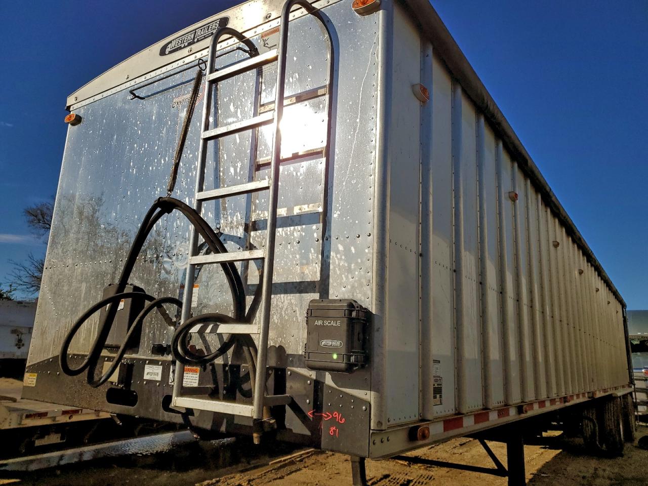 2024 WESTERN TRAILERS UNKNOWN