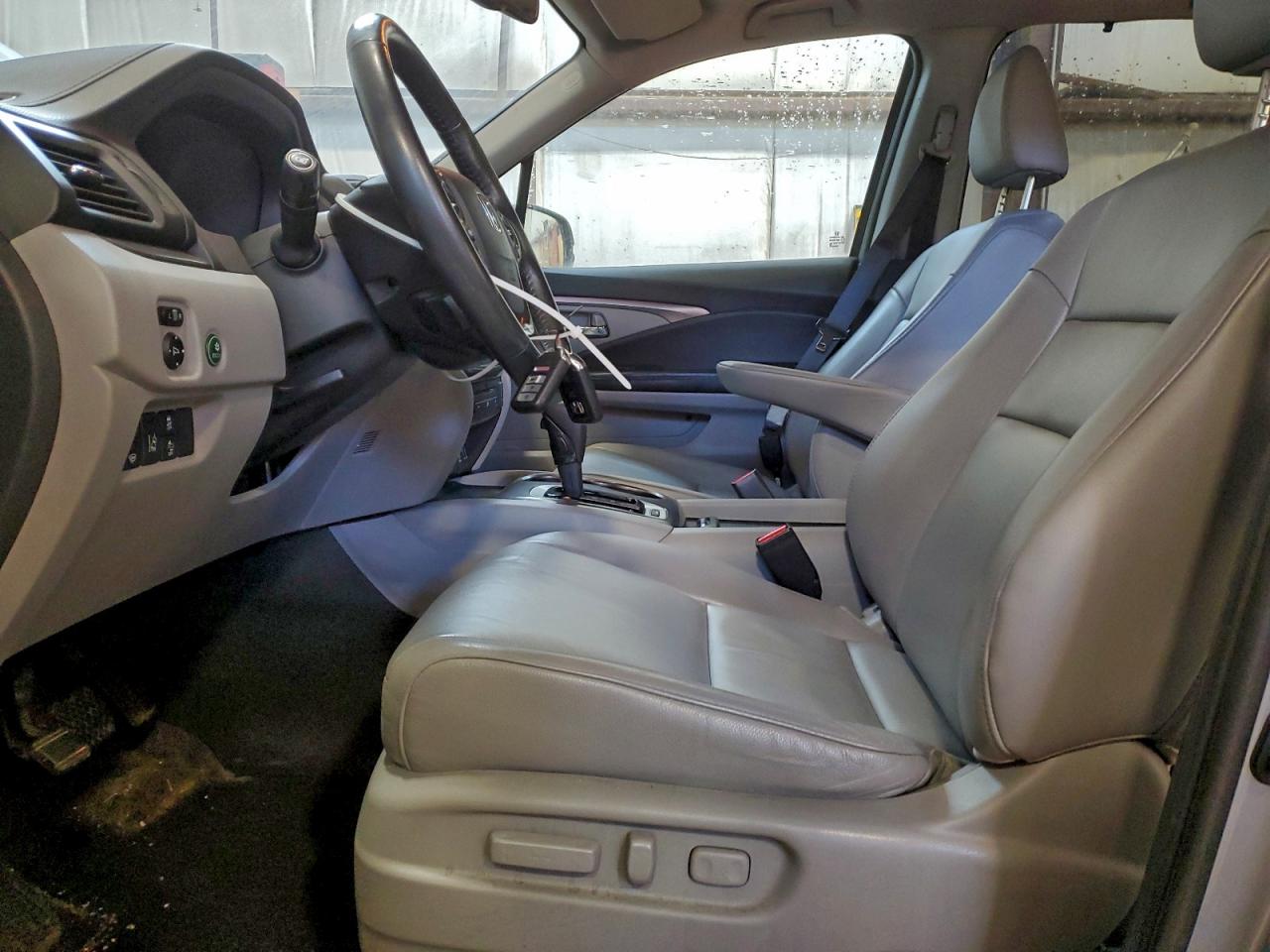 2016 HONDA PILOT
