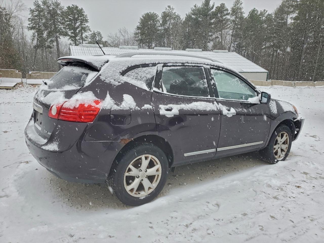2011 NISSAN ROGUE