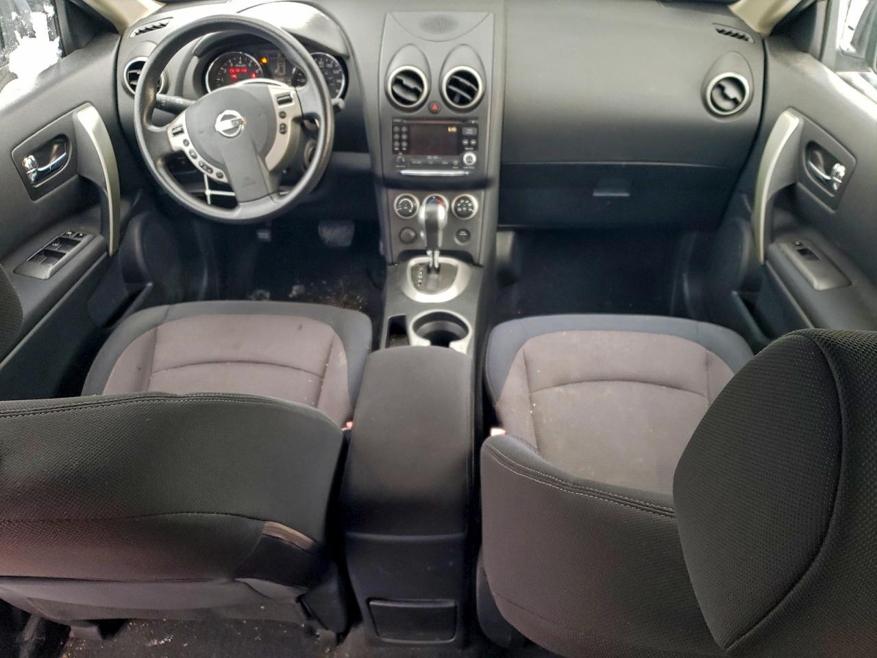 2011 NISSAN ROGUE