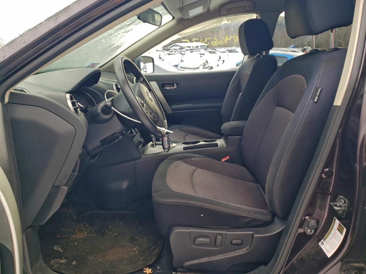 2011 NISSAN ROGUE