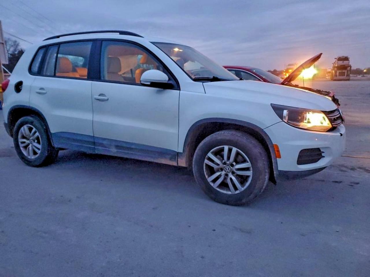 2017 VOLKSWAGEN TIGUAN
