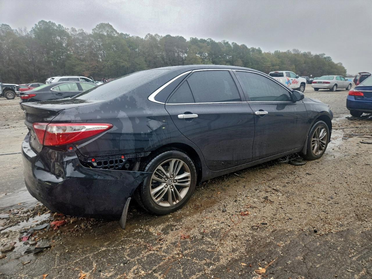 2015 TOYOTA CAMRY