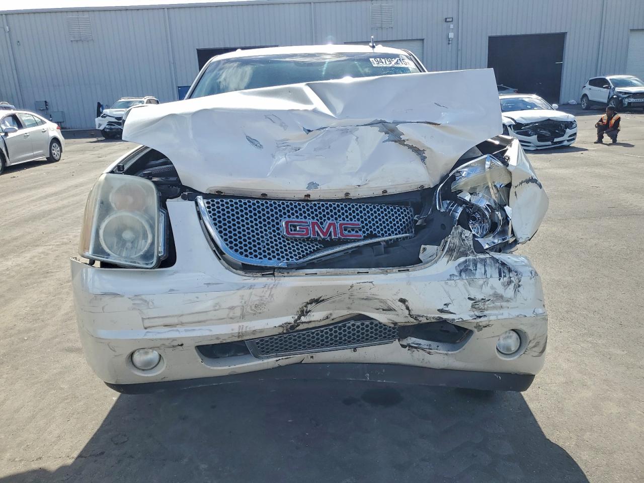2009 GMC YUKON