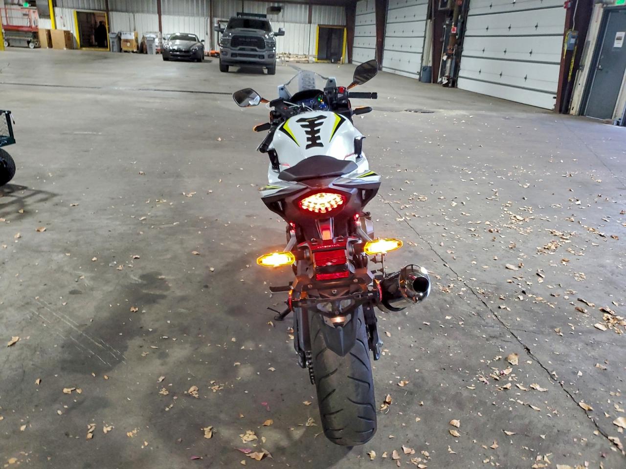 2021 HONDA CBR CYCLE