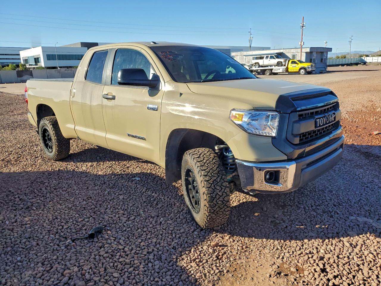 2017 TOYOTA TUNDRA