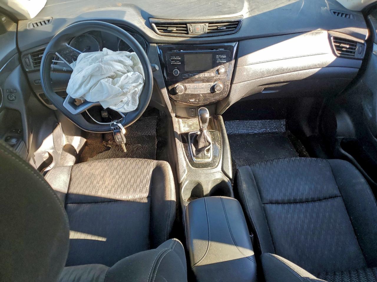 2017 NISSAN ROGUE