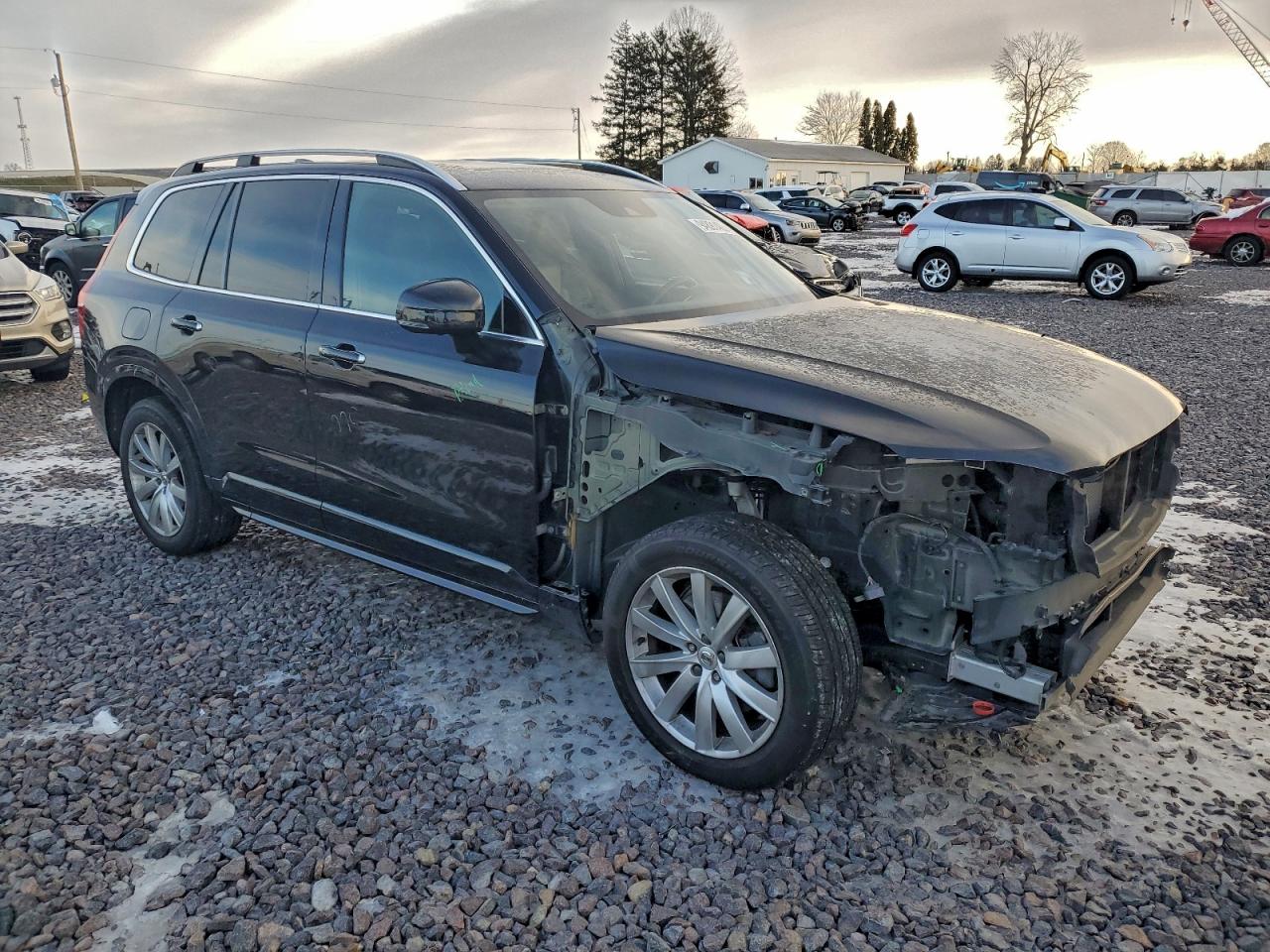2016 VOLVO XC90